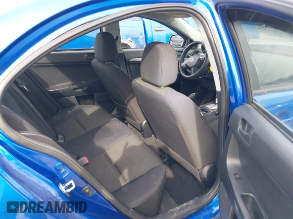 2012 Mitsubishi Lancer SE z VIN JA32V2FWXCU016364, wystawiony jako IAAI lot #41619504 z przebiegiem 139 260 mil mil oraz . Historia ofert i sprzedaży dostępna na DreamBid. Obrazek 8.