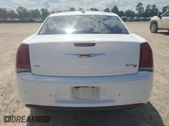 2017 Chrysler 300 S с VIN 2C3CCAGG4HH585948, выставлен на аукционе Copart как лот 56363225 с пробегом 133 191 миль миль и Списание • Salvage title. История ставок и продаж доступна на DreamBid. Изображение 6.