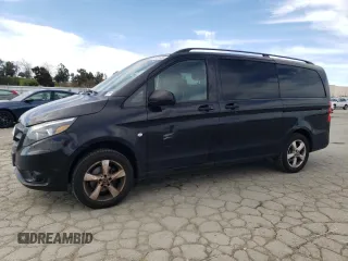 2018 Mercedes-Benz Metris Passenger with VIN WD4PG2EE5J3433510, listed as a Copart auction lot 51702955 with 195,991 mi miles and Clean Title. Bid and sale history available at DreamBid. Image 1.