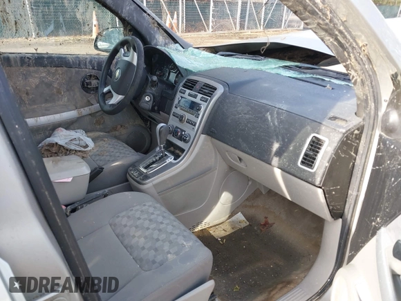 2008 Chevrolet Equinox LS with VIN 2CNDL23F786014156, listed as a IAAI auction lot 41930515 with 180,837 mi miles. Bid and sale history available at carsss.com. Image 5.