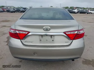2017 Toyota Camry XLE with VIN 4T1BF1FK9HU706941, listed as a IAAI auction lot 41897036 with 103,556 mi miles. Bid and sale history available at carsss.com. Image 16.