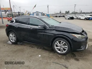 2017 Infiniti QX30 Premium with VIN SJKCH5CP8HA016509, listed as a Copart auction lot 73247654 with 81,303 mi miles and Salvage Title. Bid and sale history available at DreamBid. Image 4.