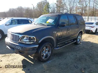 2000 Ford Expedition XLT with VIN 1FMRU1664YLB83051, listed as a IAAI auction lot 41326759 with 227,719 mi miles and . Bid and sale history available at DreamBid. Image 2.