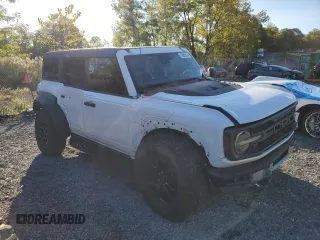 2022 Ford Bronco Raptor with VIN 1FMEE5JR8NLA50860, listed as a Copart auction lot 75686514 with 29,964 mi miles and Salvage Title. Bid and sale history available at carsss.com. Image 4.