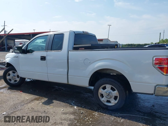 2014 Ford F-150 XL with VIN 1FTEX1CM8EFD04090, listed as a IAAI auction lot 42322851 with Not provided miles and . Bid and sale history available at DreamBid. Image 14.