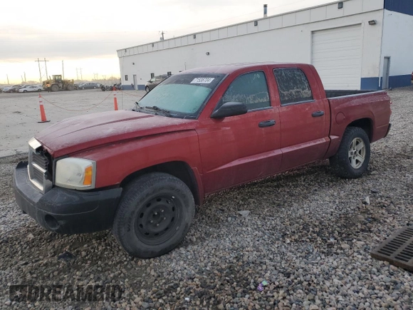 2006 Dodge Dakota ST with VIN 1D7HE28N06S523778, listed as a Copart auction lot 71536704 with 215,605 mi miles and Salvage Title. Bid and sale history available at carsss.com. Image 1.