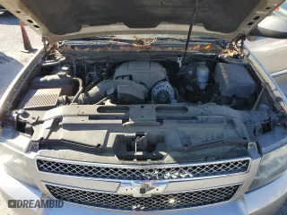 2007 Chevrolet Suburban LTZ with VIN 3GNFC16097G248582, listed as a Copart auction lot 49572645 with 205,613 mi miles and Non Repairable. Bid and sale history available at carsss.com. Image 12.