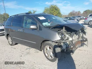2005 Toyota Sienna XLE with VIN 5TDZA22C95S248369, listed as a IAAI auction lot 41197186 with 274,016 mi miles. Bid and sale history available at carsss.com. Image 1.