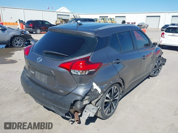 2020 Nissan Kicks SV with VIN 3N1CP5CV0LL550449, listed as a IAAI auction lot 41654345 with 71,297 mi miles. Bid and sale history available at carsss.com. Image 4.