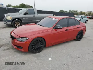 2013 BMW 3 Series 328i xDrive z VIN WBA3B3C57DF535312, wystawiony jako Copart lot #59356455 z przebiegiem 183 275 mil mil oraz Szkoda całkowita • Salvage title. Historia ofert i sprzedaży dostępna na DreamBid. Obrazek 1.