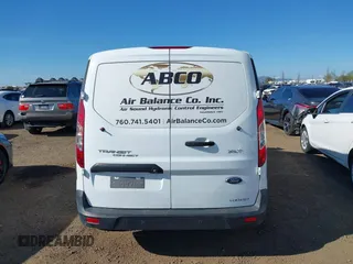 2019 Ford Transit Connect XLT z VIN NM0LS7F21K1423348, wystawiony jako IAAI lot #41906459 z przebiegiem 35 697 mil mil oraz . Historia ofert i sprzedaży dostępna na DreamBid. Obrazek 17.