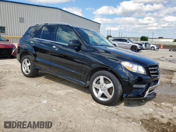 2015 Mercedes-Benz M 350 z VIN 4JGDA5JB9FA610926, wystawiony jako Copart lot #56190105 z przebiegiem 73 206 mil mil oraz Szkoda całkowita • Salvage title. Historia ofert i sprzedaży dostępna na DreamBid. Obrazek 4.