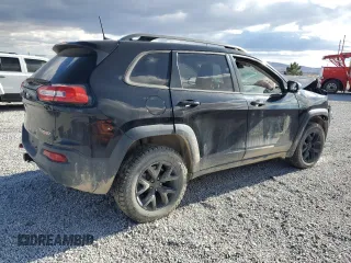 2018 Jeep Cherokee Trailhawk with VIN 1C4PJMBX3JD526372, listed as a Copart auction lot 47895315 with 90,505 mi miles and Salvage Title. Bid and sale history available at carsss.com. Image 3.