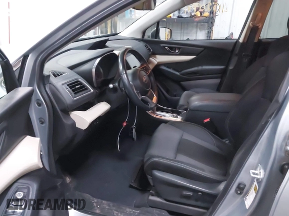 2021 Subaru Ascent Premium z VIN 4S4WMAFDXM3420217, wystawiony jako IAAI lot #41520991 z przebiegiem 54 782 mil mil oraz . Historia ofert i sprzedaży dostępna na DreamBid. Obrazek 5.