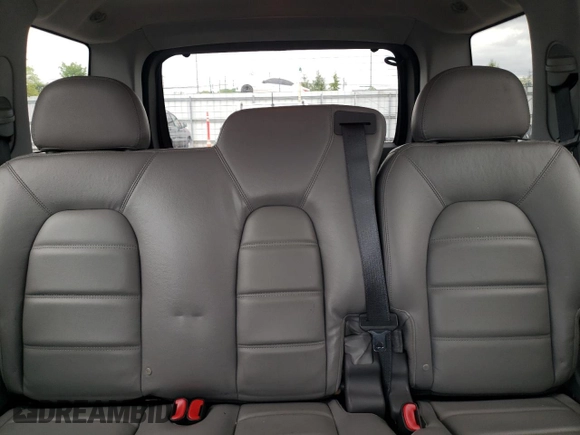 2005 Ford Explorer XLT with VIN 1FMZU73E45UB29740, listed as a Copart auction lot 55812225 with 136,167 mi miles and Clean title. Bid and sale history available at DreamBid. Image 10.