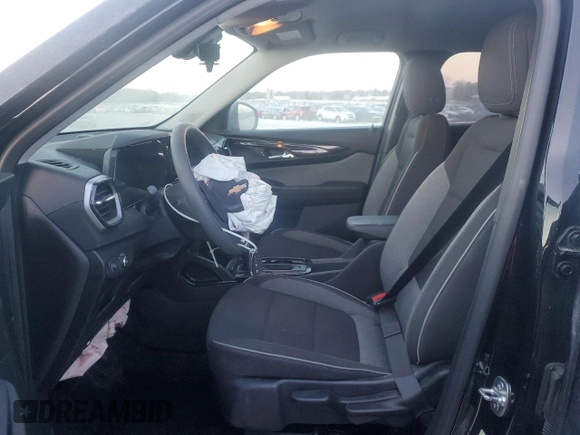 2024 Chevrolet TrailBlazer LS with VIN KL79MNSL7RB144272, listed as a Copart auction lot 43542035 with 42,407 mi miles and Non Repairable. Bid and sale history available at DreamBid. Image 7.
