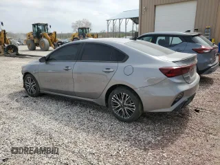 2024 Kia Forte GT-Line with VIN 3KPF54AD6RE824433, listed as a Copart auction lot 44980015 with 17,032 mi miles and Salvage Title. Bid and sale history available at carsss.com. Image 2.