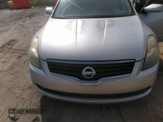 2008 Nissan Altima 2.5 S with VIN 1N4AL21E68C180831, listed as a IAAI auction lot 42091296 with 229,780 mi miles. Bid and sale history available at carsss.com. Image 6.