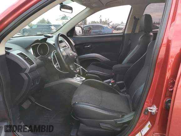 2013 Mitsubishi Outlander SE with VIN JA4AS3AW4DU013085, listed as a Copart auction lot 84697134 with 117,697 mi miles and Salvage Title. Bid and sale history available at carsss.com. Image 7.