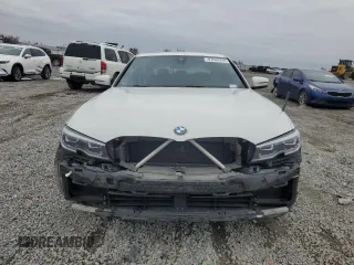 2021 BMW 3 Series 330i with VIN 3MW5R1J02M8C19809, listed as a Copart auction lot 47444745 with 89,647 mi miles and Salvage Title. Bid and sale history available at carsss.com. Image 5.
