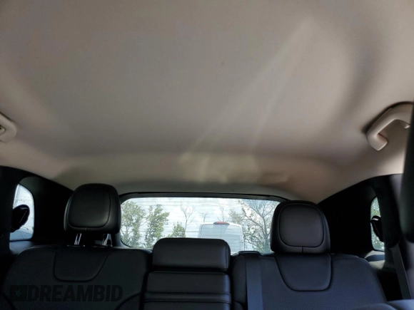 2017 Jeep Cherokee Limited with VIN 1C4PJLDB2HD214694, listed as a Copart auction lot 58912575 with 152,987 mi miles and Clean title. Bid and sale history available at DreamBid. Image 10.