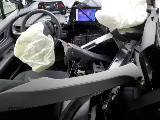 2024 Toyota Prius LE z VIN JTDACAAU6R3026309, wystawiony jako Copart lot #52873725 z przebiegiem 19 520 mil mil oraz Nie do naprawy • Non repairable. Historia ofert i sprzedaży dostępna na DreamBid. Obrazek 8.