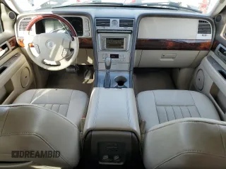 2004 Lincoln Navigator Luxury with VIN 5LMFU27R54LJ37138, listed as a Copart auction lot 84749134 with 98,577 mi miles and Salvage Title. Bid and sale history available at carsss.com. Image 8.