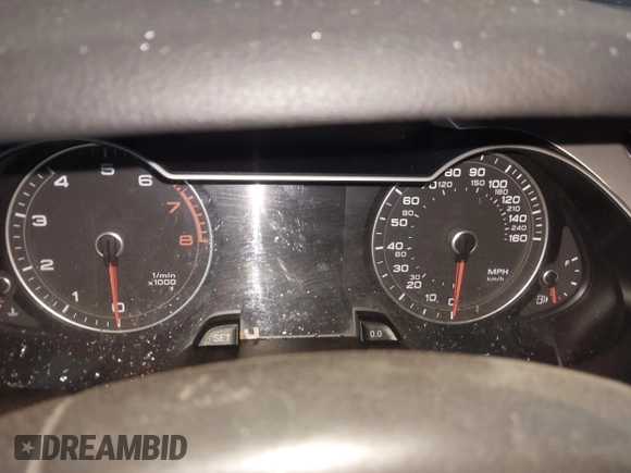 2016 Audi A4 Premium z VIN WAUAFAFL4GN008607, wystawiony jako IAAI lot #42289079 z przebiegiem Nie podano mil oraz . Historia ofert i sprzedaży dostępna na DreamBid. Obrazek 7.