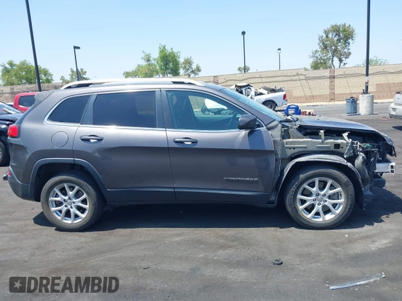 2018 Jeep Cherokee Latitude Plus с VIN 1C4PJLLX0JD523874, выставлен на аукционе IAAI как лот 42374894 с пробегом 77 086 миль миль и . История ставок и продаж доступна на DreamBid. Изображение 14.