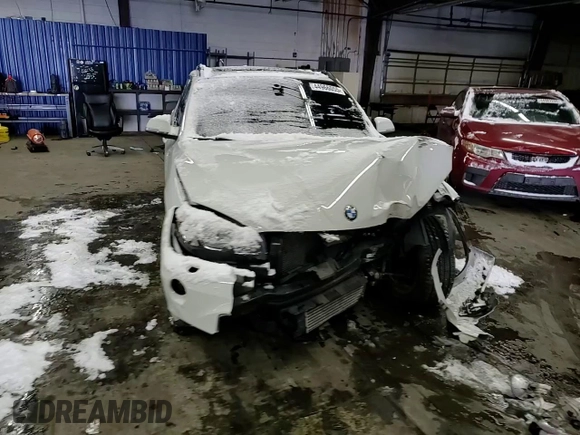 2014 BMW X1 xDrive28i with VIN WBAVL1C51EVY12411, listed as a Copart auction lot 44966055 with 76,462 mi miles and Salvage Title. Bid and sale history available at carsss.com. Image 10.