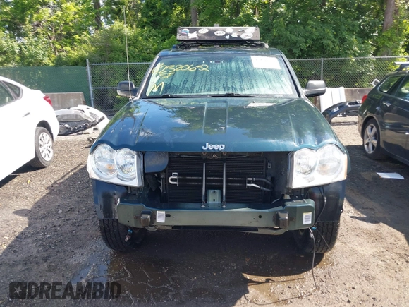 2005 Jeep Grand Cherokee Limited with VIN 1J4HR58N85C631004, listed as a IAAI auction lot 42320652 with 106,456 mi miles and . Bid and sale history available at DreamBid. Image 13.