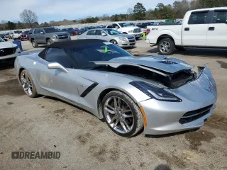 2014 Chevrolet Corvette Z51 3LT z VIN 1G1YM3D72E5125066, wystawiony jako Copart lot #47862275 z przebiegiem 19 615 mil mil oraz Szkoda całkowita • Salvage title. Historia ofert i sprzedaży dostępna na DreamBid. Obrazek 4.