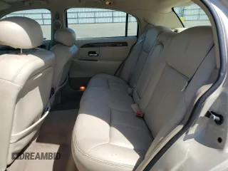 2002 Lincoln Town Car Cartier z VIN 1LNHM83W72Y617952, wystawiony jako Copart lot #50666275 z przebiegiem 238 169 mil mil oraz Czysty tytuł • Clean title. Historia ofert i sprzedaży dostępna na DreamBid. Obrazek 10.