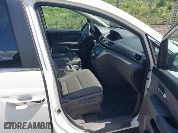 2015 Honda Odyssey EX-L z VIN 5FNRL5H63FB010424, wystawiony jako IAAI lot #42270930 z przebiegiem 72 025 mil mil oraz . Historia ofert i sprzedaży dostępna na DreamBid. Obrazek 5.