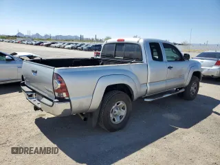 2011 Toyota Tacoma PreRunner z VIN 5TFTU4GN6BX010584, wystawiony jako Copart lot #57284685 z przebiegiem 66 256 mil mil oraz Szkoda całkowita • Salvage title. Historia ofert i sprzedaży dostępna na DreamBid. Obrazek 3.