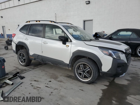 2022 Subaru Forester Wilderness with VIN JF2SKAMC1NH422866, listed as a Copart auction lot 53072395 with 38,330 mi miles and Salvage title. Bid and sale history available at DreamBid. Image 4.