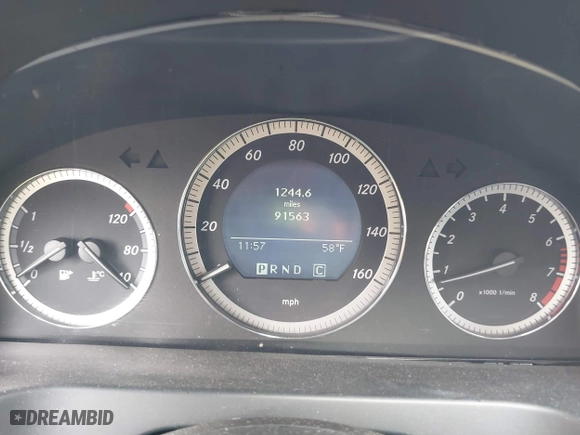 2009 Mercedes-Benz C-Class 3.0L Sport with VIN WDDGF54X29R052892, listed as a IAAI auction lot 41806036 with 91,563 mi miles. Bid and sale history available at carsss.com. Image 7.