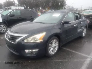 2013 Nissan Altima SV with VIN 1N4AL3AP2DN541025, listed as a IAAI auction lot 41501799 with 106,971 mi miles and . Bid and sale history available at carsss.com. Image 2.