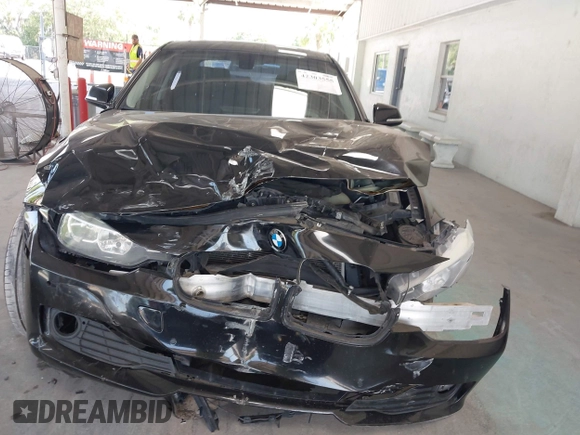 2015 BMW 3 Series 320i с VIN WBA3B1G50FNT64152, выставлен на аукционе IAAI как лот 42303555 с пробегом 115 421 миль миль и . История ставок и продаж доступна на DreamBid. Изображение 12.
