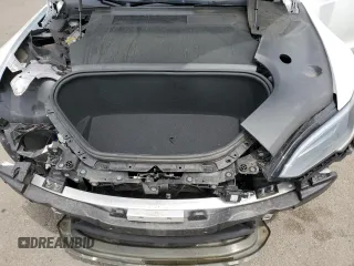 2022 Tesla Model S z VIN 5YJSA1E57NF487187, wystawiony jako Copart lot #58295845 z przebiegiem 50 879 mil mil oraz Szkody całkowita. Historia ofert i sprzedaży dostępna na DreamBid. Obrazek 11.