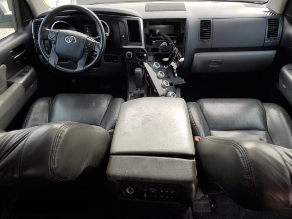 2018 Toyota Sequoia SR5 with VIN 5TDBY5G16JS162016, listed as a Copart auction lot 85428344 with 123,429 mi miles and Salvage Title. Bid and sale history available at carsss.com. Image 8.