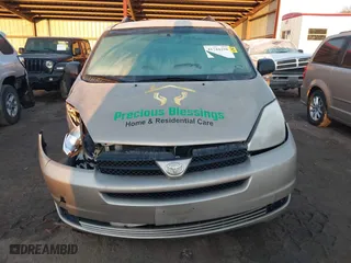 2004 Toyota Sienna CE with VIN 5TDZA23C54S069260, listed as a IAAI auction lot 41744298 with 174,769 mi miles. Bid and sale history available at carsss.com. Image 12.
