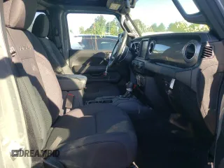 2022 Jeep Wrangler Unlimited Sahara Altitude with VIN 1C4HJXEG5NW174021, listed as a Copart auction lot 55200532 with Not provided miles and Salvage title. Bid and sale history available at DreamBid. Image 5.