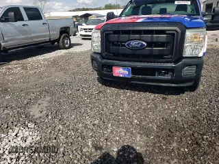2012 Ford F-250 XL z VIN 1FDBF2A63CEA75803, wystawiony jako Copart lot #48637445 z przebiegiem 118 144 mil mil oraz Szkoda całkowita • Salvage title. Historia ofert i sprzedaży dostępna na DreamBid. Obrazek 13.