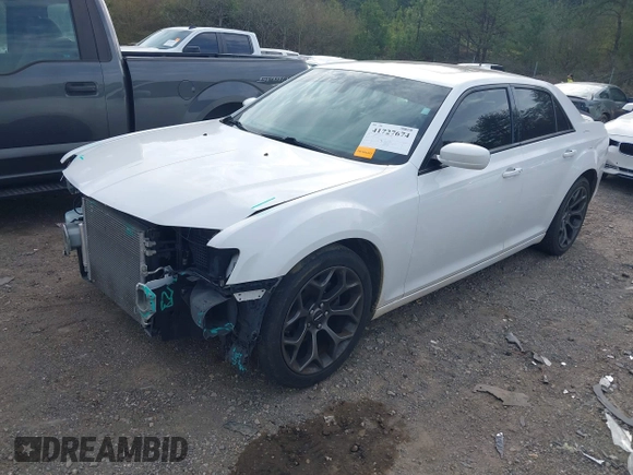 2018 Chrysler 300 S with VIN 2C3CCABG1JH191675, listed as a IAAI auction lot 41727674 with 177,197 mi miles and . Bid and sale history available at DreamBid. Image 17.