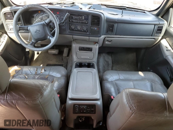 2002 Chevrolet Suburban LS с VIN 3GNEC16Z02G326802, выставлен на аукционе Copart как лот 56703835 с пробегом 139 480 миль миль и Списание • Salvage title. История ставок и продаж доступна на DreamBid. Изображение 8.