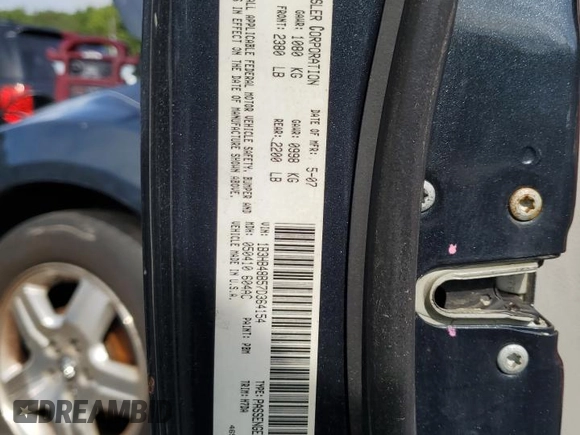 2007 Dodge Caliber SXT z VIN 1B3HB48B57D364154, wystawiony jako Copart lot #58973225 z przebiegiem 205 693 mil mil oraz Szkoda całkowita • Salvage title. Historia ofert i sprzedaży dostępna na DreamBid. Obrazek 13.