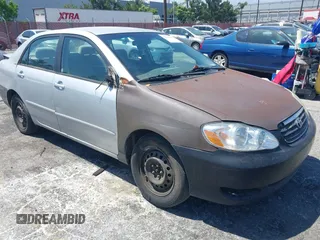 2007 Toyota Corolla CE z VIN 1NXBR30E37Z821992, wystawiony jako IAAI lot #42290937 z przebiegiem Nie podano mil oraz . Historia ofert i sprzedaży dostępna na DreamBid. Obrazek 1.