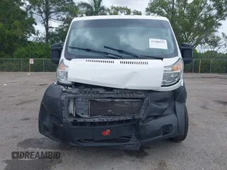 2017 Ram ProMaster Cargo z VIN 3C6TRVAG9HE546267, wystawiony jako IAAI lot #42180933 z przebiegiem 78 805 mil mil oraz . Historia ofert i sprzedaży dostępna na DreamBid. Obrazek 13.
