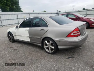2006 Mercedes-Benz C 230 Sport z VIN WDBRF52H56A885769, wystawiony jako Copart lot #60147295 z przebiegiem 170 685 mil mil oraz Szkoda całkowita • Salvage title. Historia ofert i sprzedaży dostępna na DreamBid. Obrazek 2.